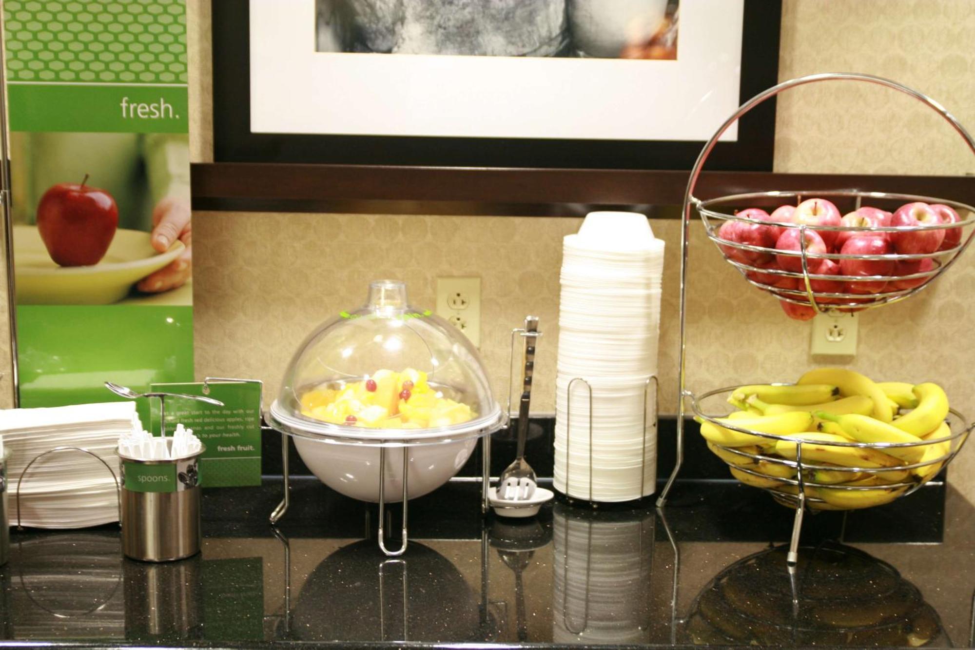Hampton Inn Topeka Restaurant photo