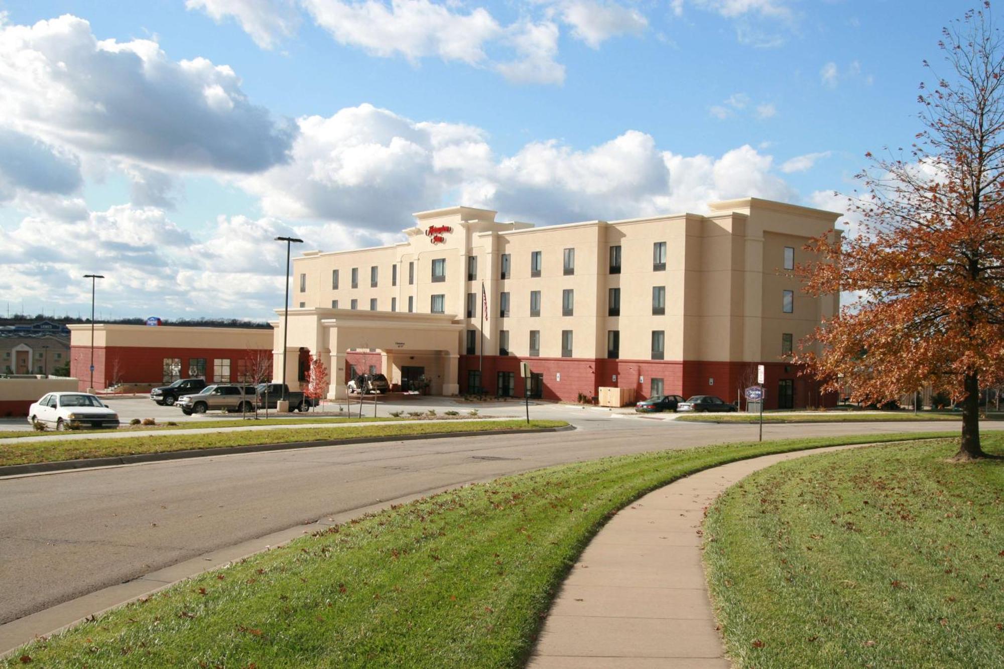 Hampton Inn Topeka Exterior photo