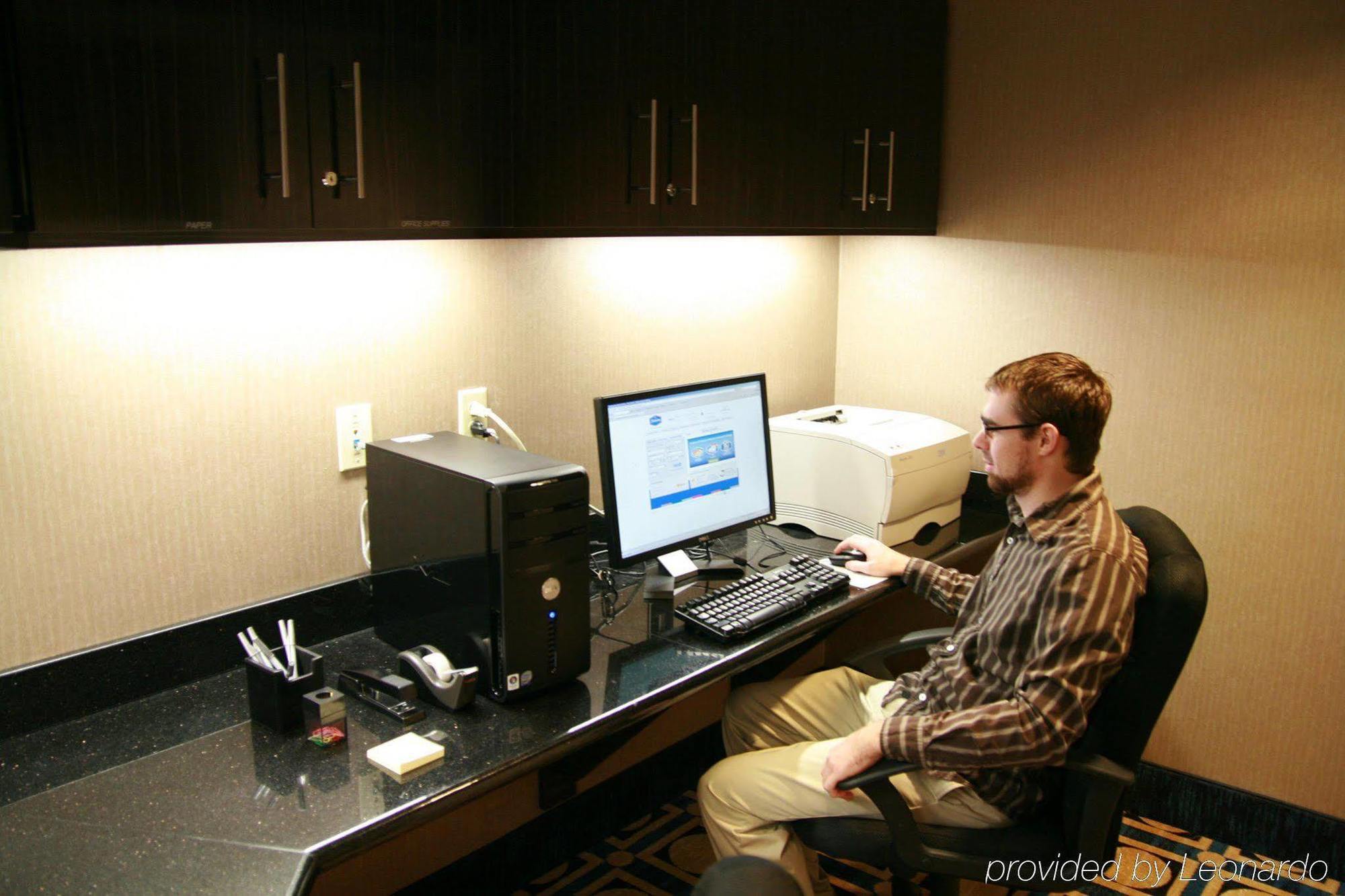 Hampton Inn Topeka Facilities photo